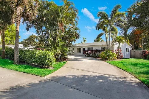 466 Tequesta Dr Photo 1