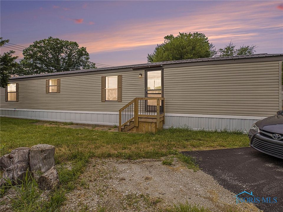 1905 Tracy Rd Northwood OH Zillow