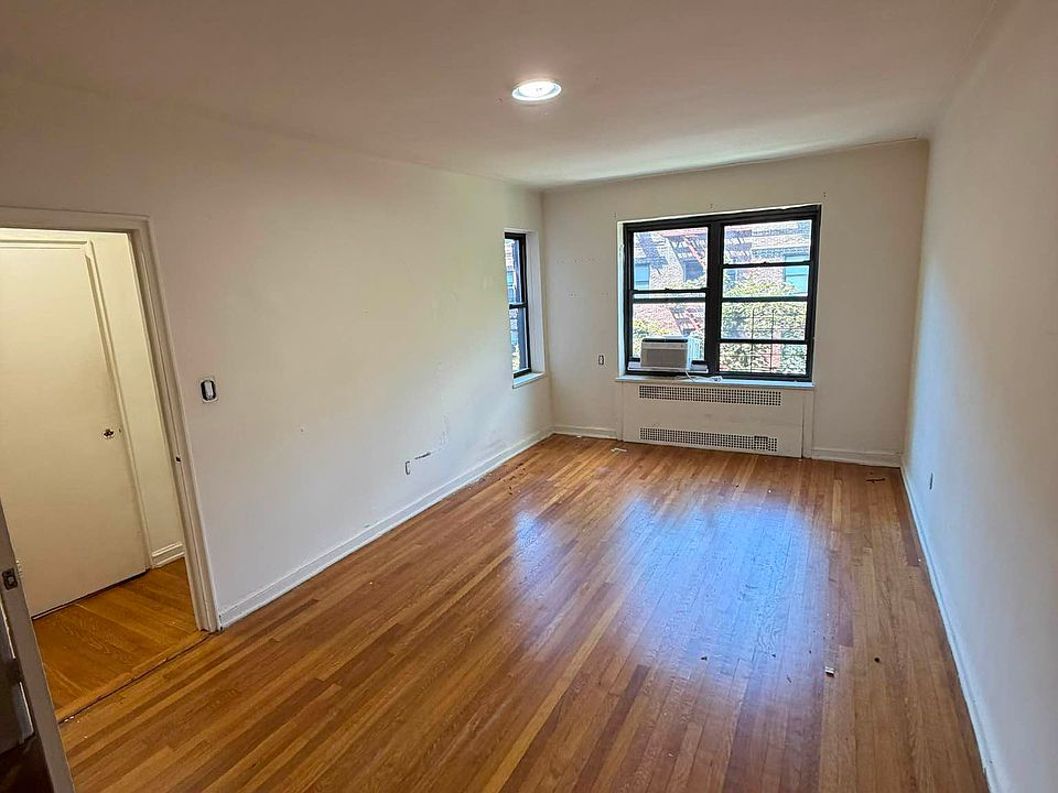 1st image of 6740 Yellowstone Blvd APT 5P