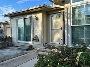 18009 Pleasant Valley Dr #193, Macomb, MI
