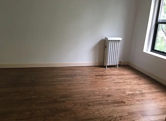 Rented by Metropolis International Realty Inc. | media 28