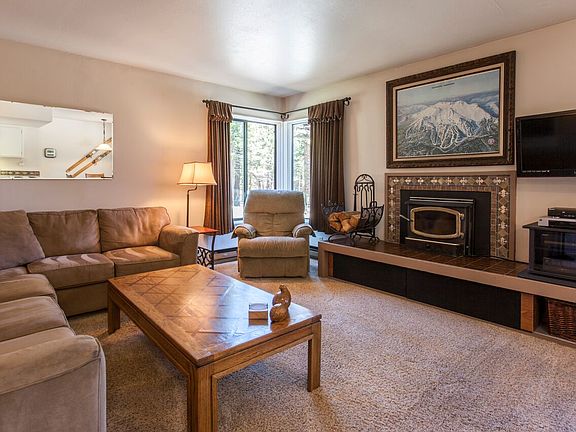 5th image of 40 Canyon Blvd #101