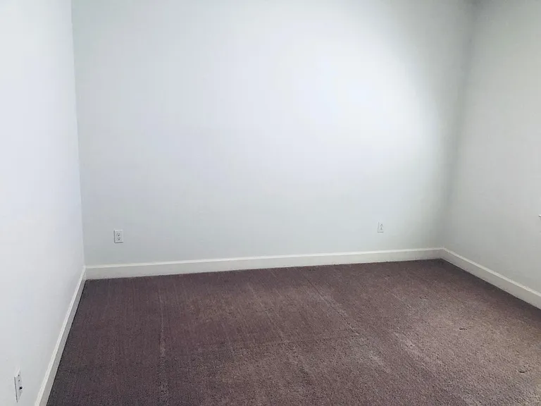 E Angelina Ave — Photo 9