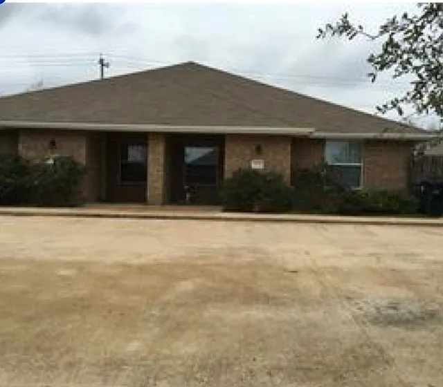 3709 Oldenburg Ln