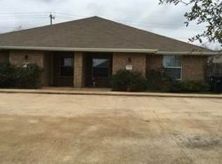3709 Oldenburg Ln, College Station, TX 77845