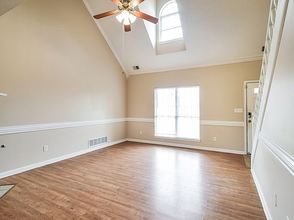5th image of 2670 Pinnacle Dr