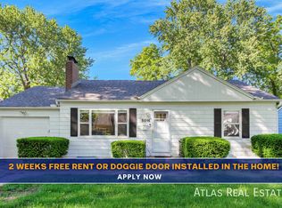 5016 W 72nd St, Prairie Village, KS 66208