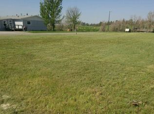 515 8th Ave W, Roundup, MT 59072
