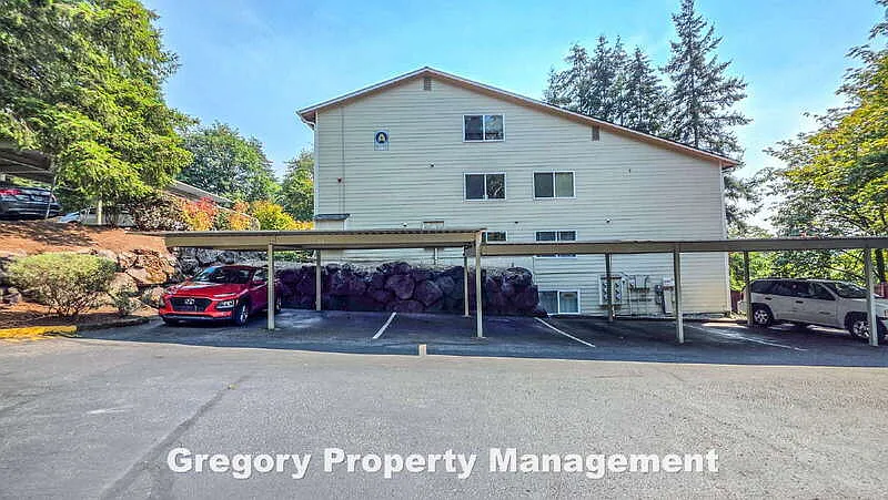 1 bed, 1.0 bath, 677 sqft, $2,200 — Photo 3