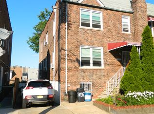 2932 Mickle Ave, Bronx, NY 10469