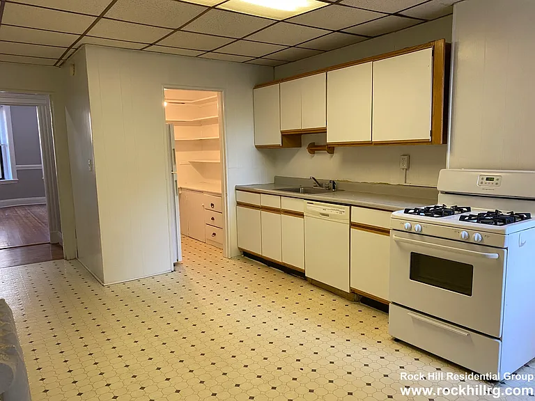 10 Mount Hood Rd #1 — Photo 14