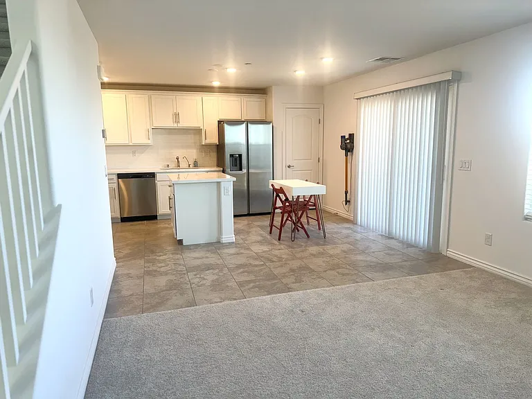356 Rosefinch St — Photo 6