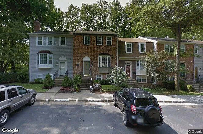 10045 Chestnut Wood Ln — Photo 1