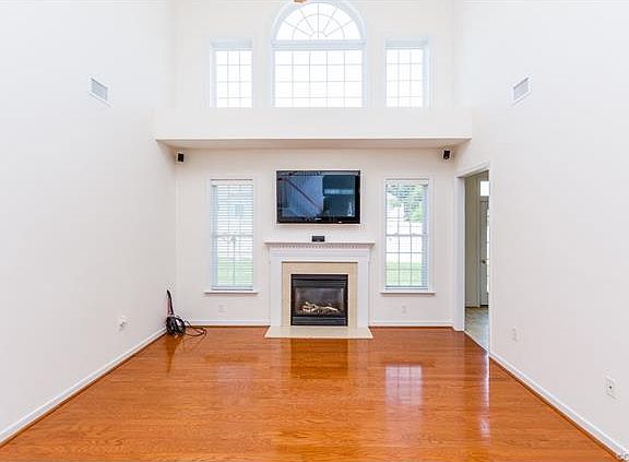 3rd image of 8138 Travelers Rest Dr #8138