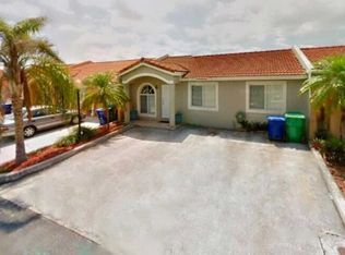 17444 NW 76th Ct, Hialeah, FL 33015