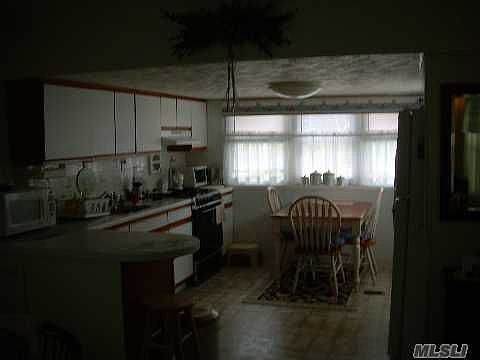 3rd image of 703 Fresh Pond Ave Unit 144