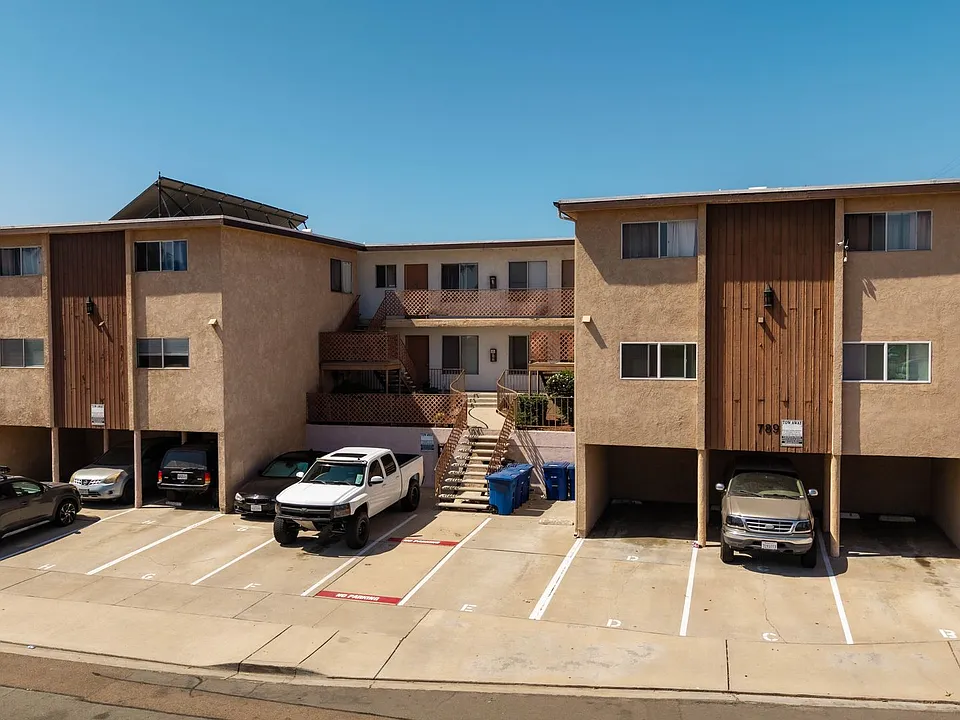 Calla Ave Apartments