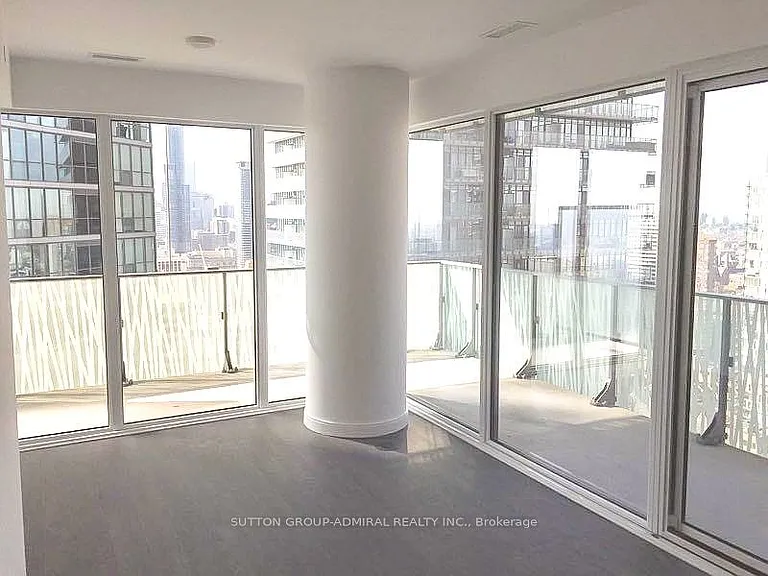 42 Charles St E #2204 — Photo 4