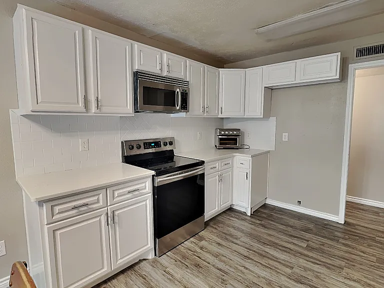 1240 Whittenburg Dr — Photo 6