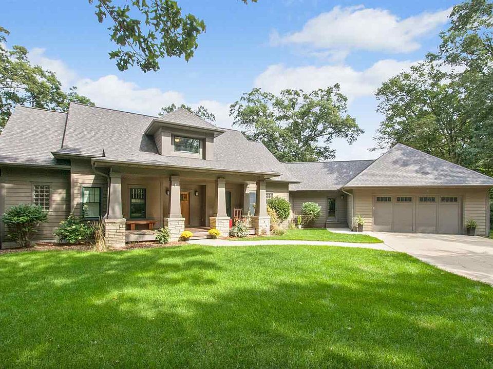 1st image of 2542 Cottonwood Ct NE