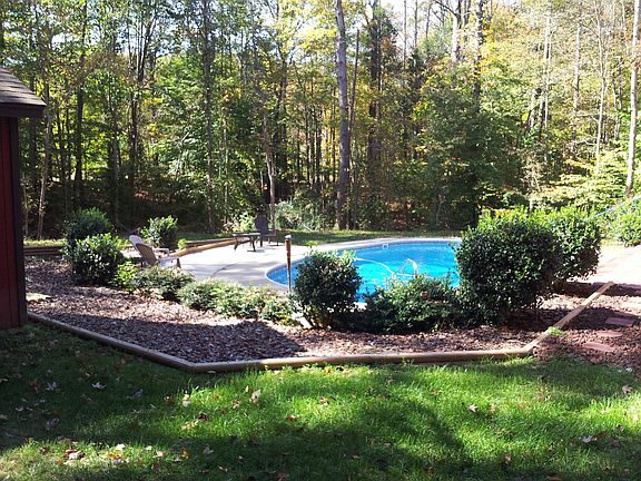 4th image of 7323 Ivy Hill Ln