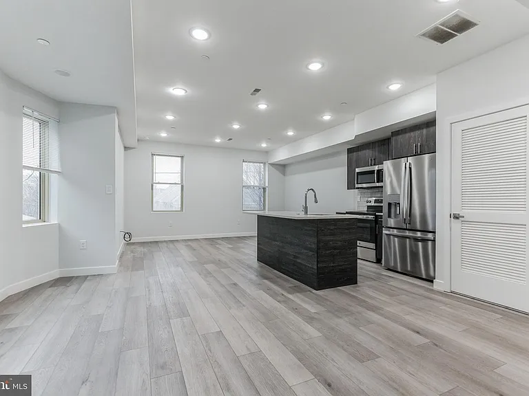 2301 N 6th St #A110 — Photo 18