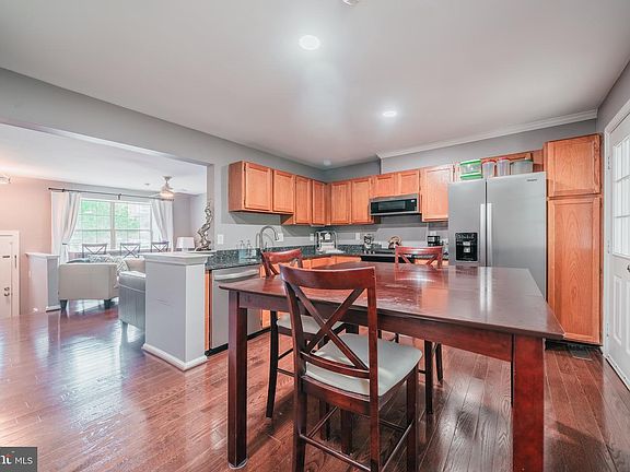 3rd image of 15254 Wentwood Ln