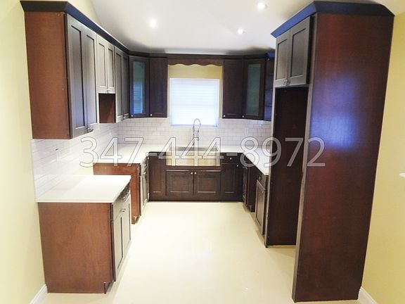 5th image of 4385 Wickham Ave