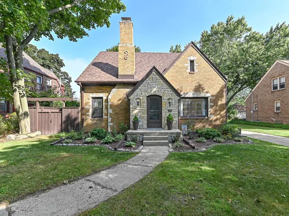 616 Aspen STREET, South Milwaukee, WI 53172