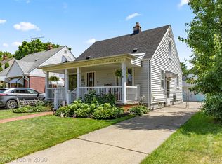 3321 Hollywood St, Dearborn, MI