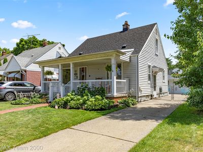 3321 Hollywood St, Dearborn, MI, 48124