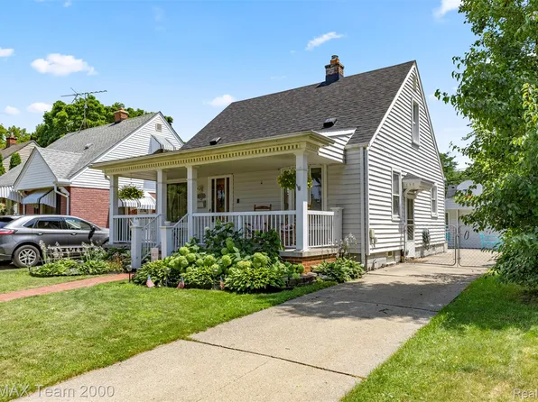 3321 Hollywood St, Dearborn, MI 48124