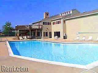 3rd image of 16438 Hickory Pine Ln #B