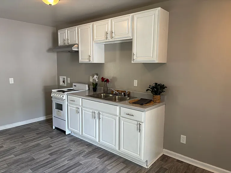 310 Osceola St — Photo 14