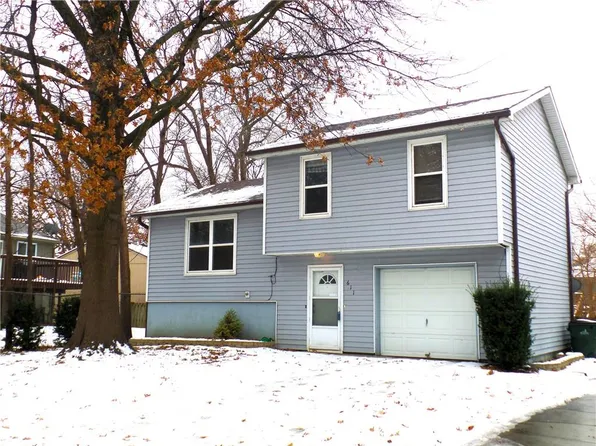 611 E Welston Ave, Olathe, KS 66061
