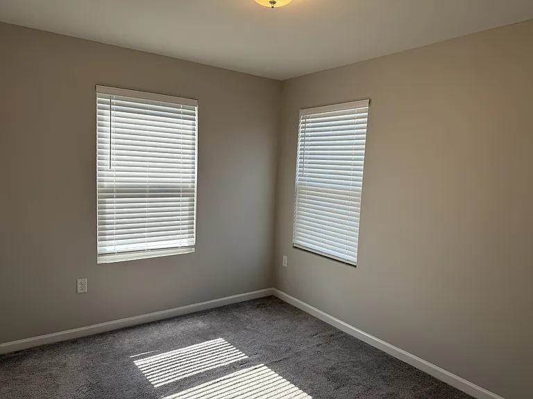 3304 Deerchase Cir — Photo 8