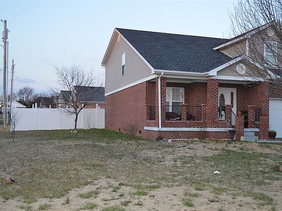 3rd image of 455 Catalpa Cir