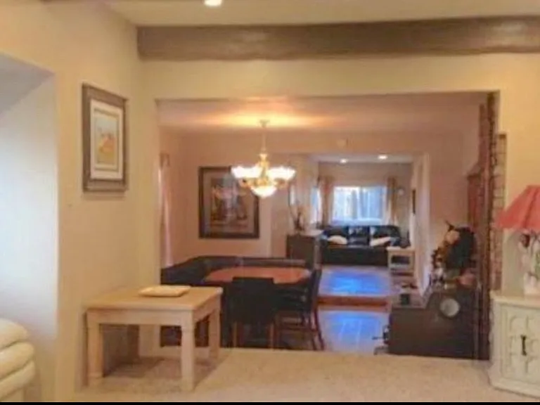 601 E Coeur D Alene Ave — Photo 14