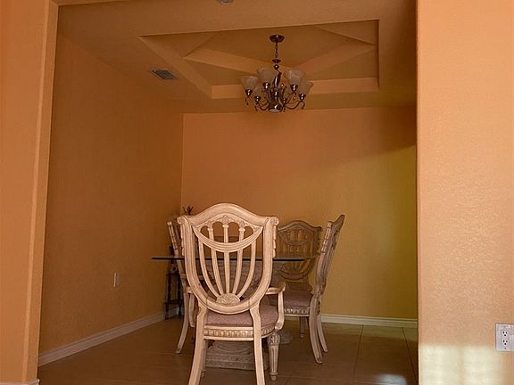 3rd image of 5320 Lopez Ln