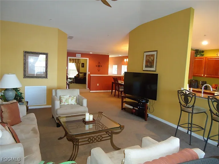 2627 Somerville Loop #608 — Photo 4