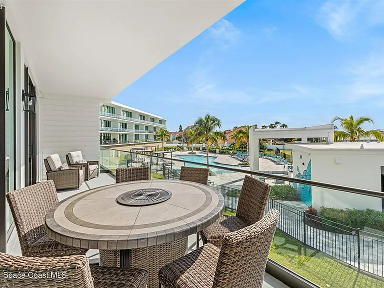 225 Strand Dr #205 — Photo 39