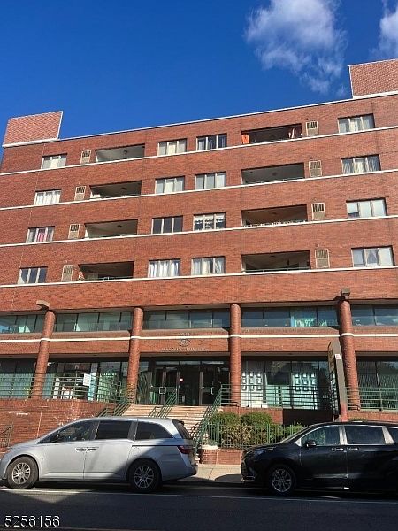 1st image of 41-51 Wilson Ave #5G