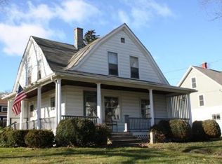 17 Park Ave, Greenfield, MA 01301