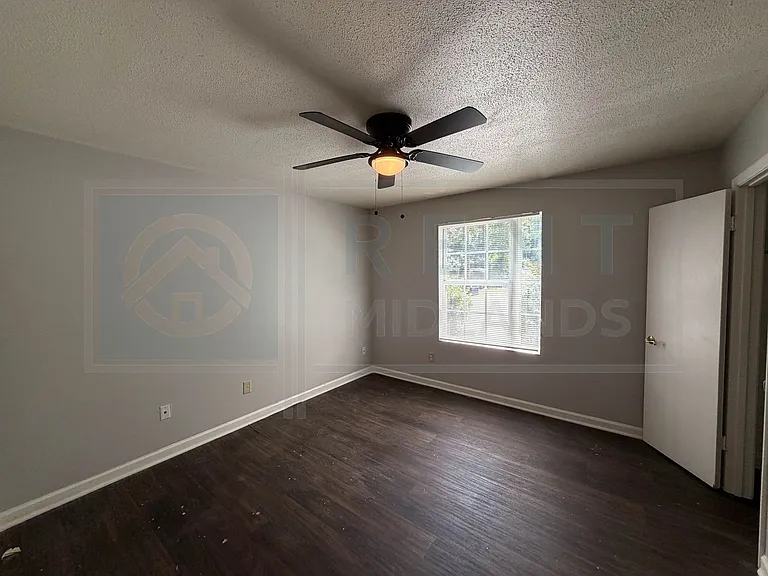 1007 Piney Woods Rd — Photo 6
