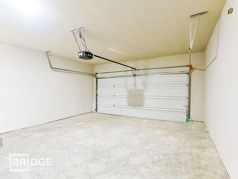 4219 Tobin Dr — Photo 18