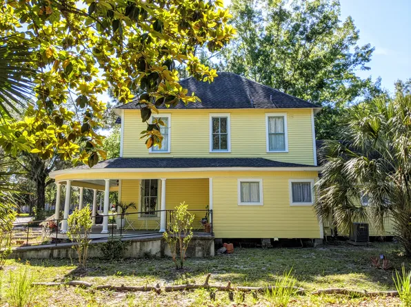 734 University, Gainesville, FL 32601