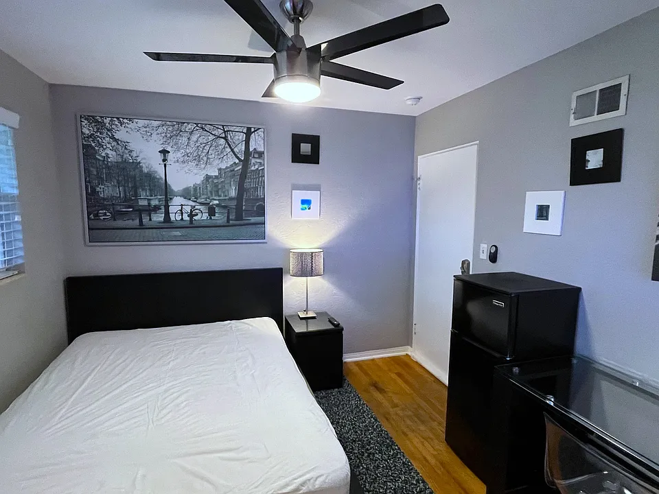 236 N Keech Streetapt Brk #4