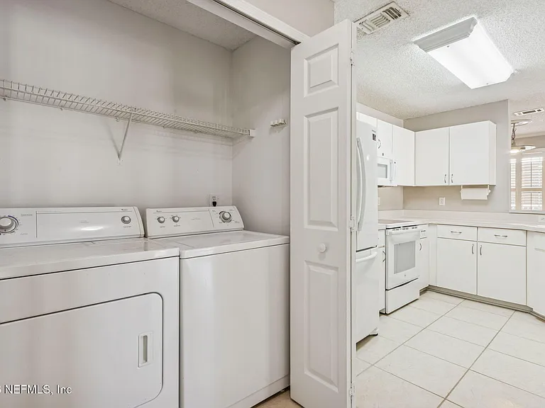 800 Ironwood Dr #834 — Photo 29
