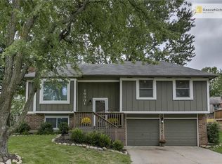 16301 W 125th St, Olathe, KS 66062