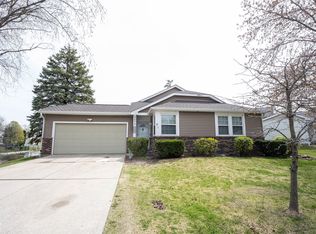 8075 N Cardinal Cv W, Indianapolis, IN 46256